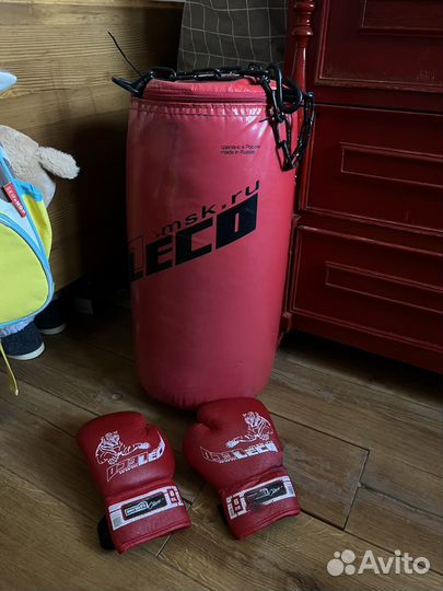 Боксерская груша +перчатки