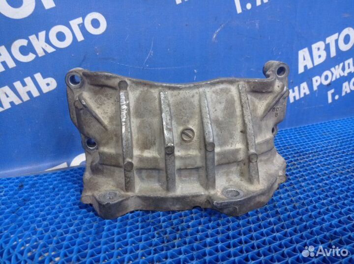 Крепление двигателя Mitsubishi Lancer Cedia седан