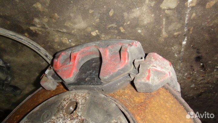 Передние суппорта Фольксваген поло седан 1,6