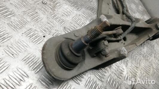 Рычаг передний нижний левый cadillac CTS 1 (UKR05O