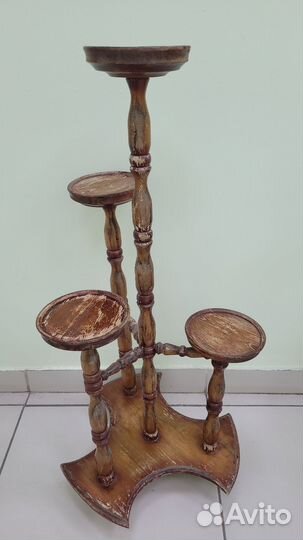 Деревянная стойка для цветов напольная