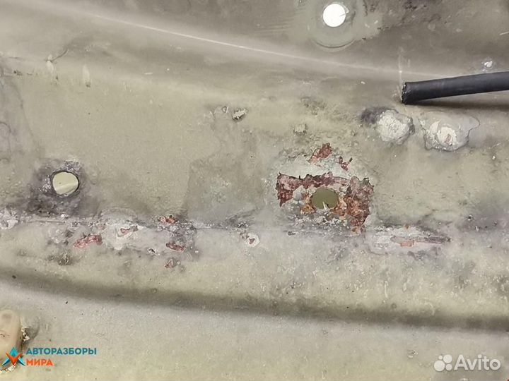 Рамка капота Renault Master 2 2002 7751690121