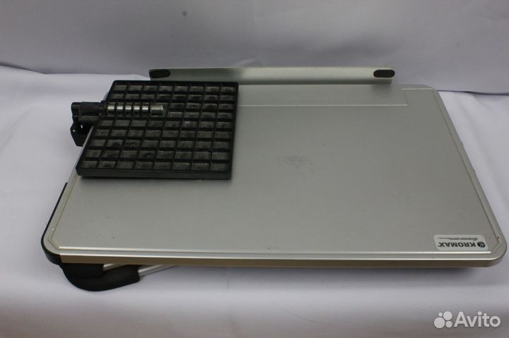 Столик складной для ноутбука, планшета