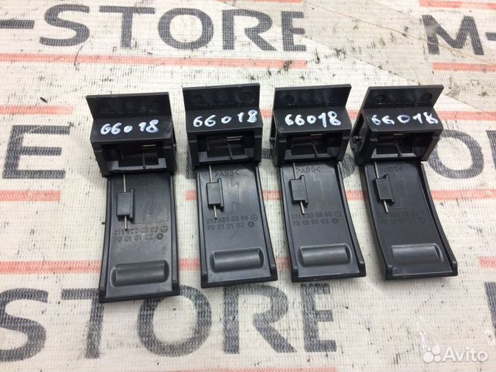 Крышка Mercedes-Benz E-Class W211 112.949 2002