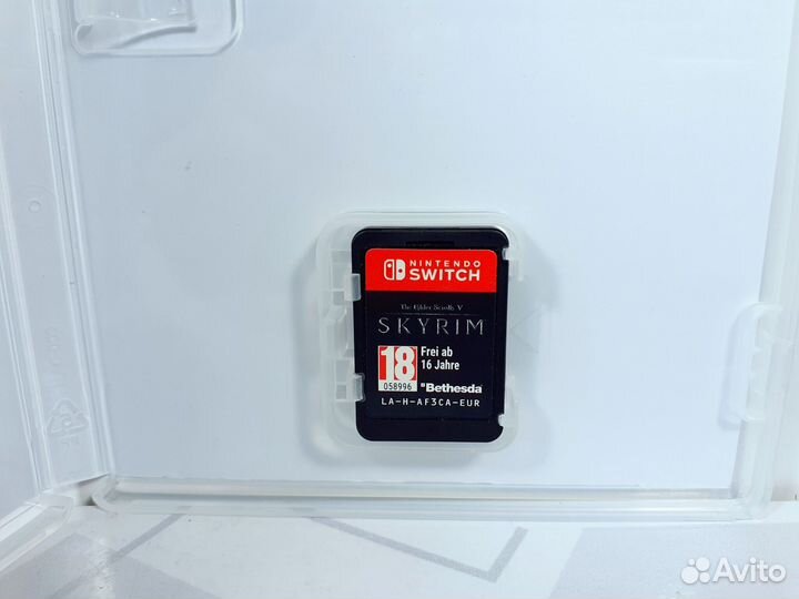 Игра для Switch Skyrim б/у с гарантией