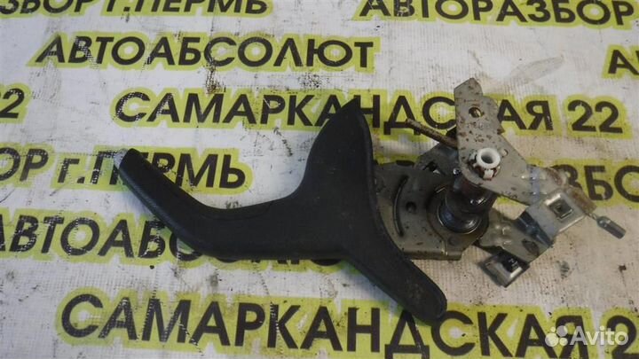 Рычаг стояночного тормоза Chevrolet Cobalt II 201