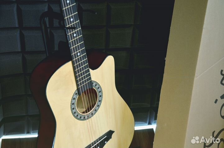 Акустическая гитара новая