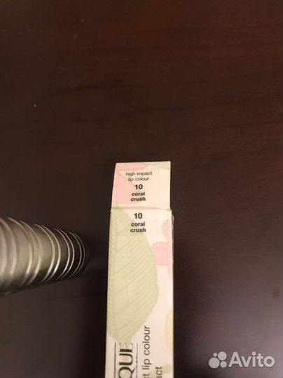 Помада Clinique