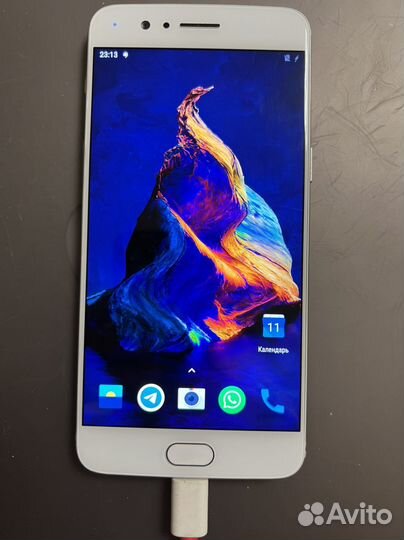 OnePlus 5, 6/64 ГБ