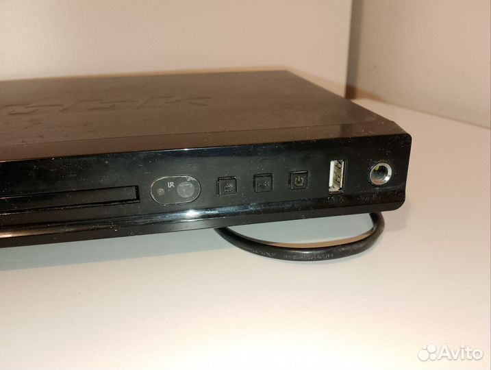 Видеоплеер-DVD bbk DVP 157si