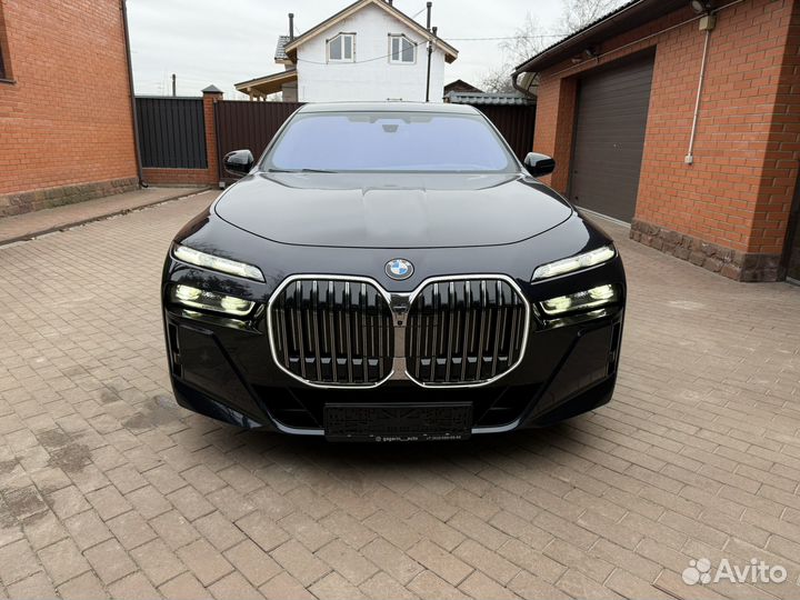 BMW 7 серия 3.0 AT, 2022, 12 500 км