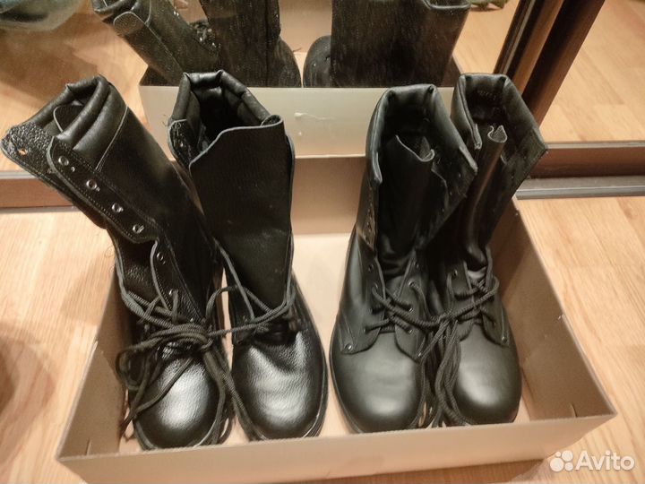 Продаю армейские берцы