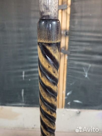 Резная трость ручной работы