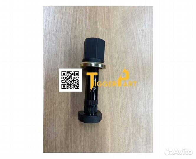 Шпилька колесная задняя с гайкой М23 L130х23 howo