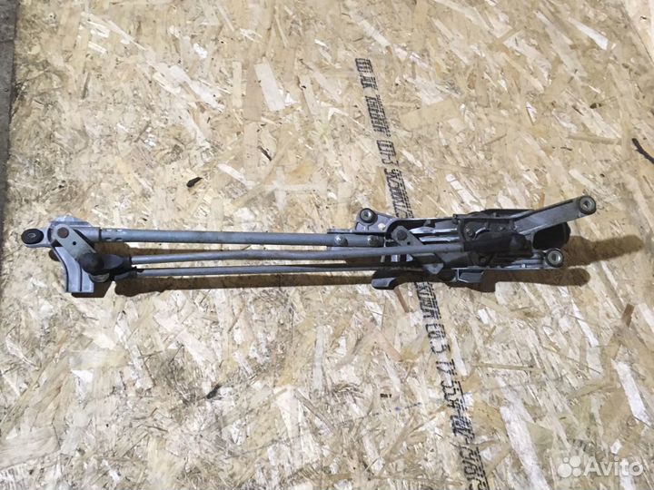 Трапеция стеклоочистителей Mitsubishi L200