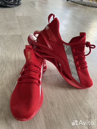 Кроссовки дыщащие