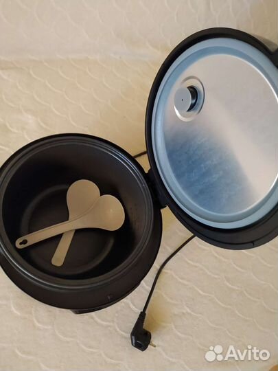 Мультиварка Redmond-RMC36