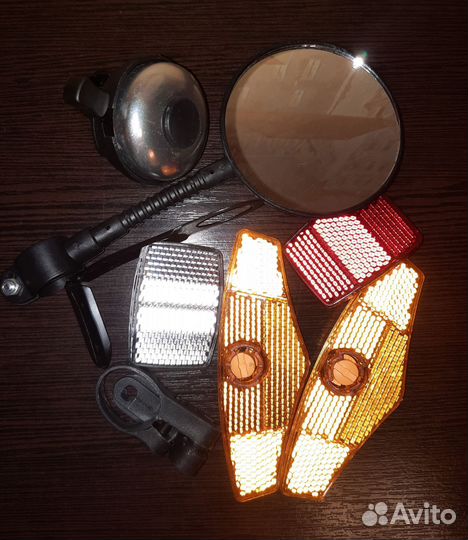 Набор велосипедиста: звонок зеркало катафоты