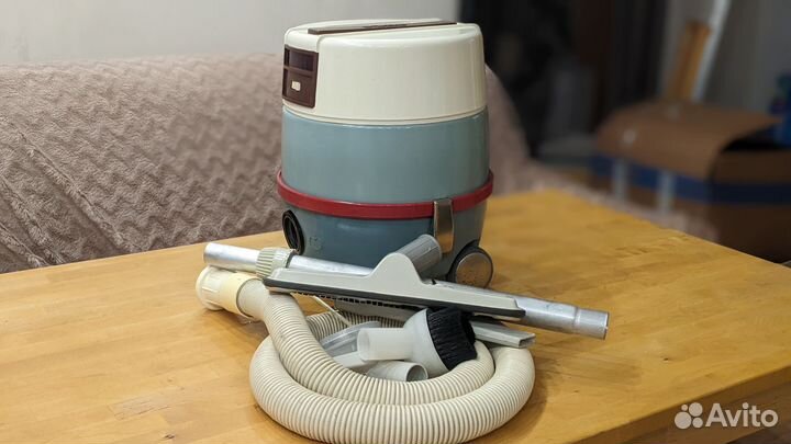 Пылесос СССР Вихрь 11