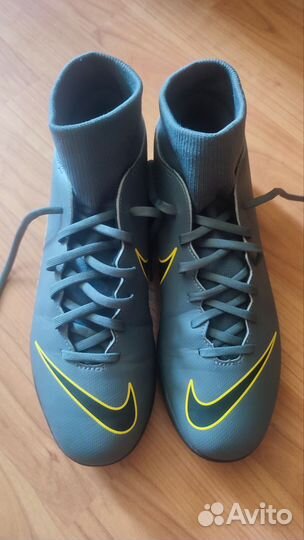 Футбольные бутсы nike mercurial