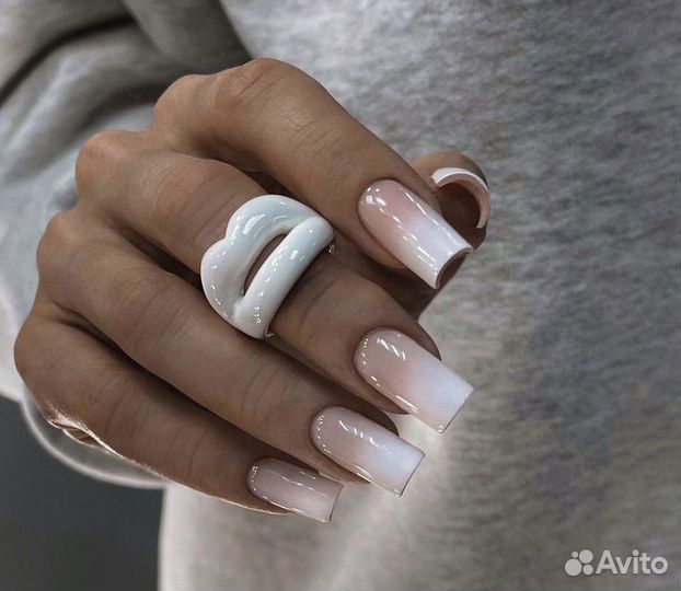 Наращивание ногтей