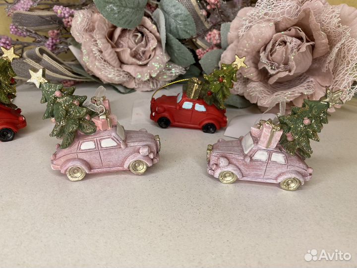 Новогодняя елочная игрушка машинка с ёлкой