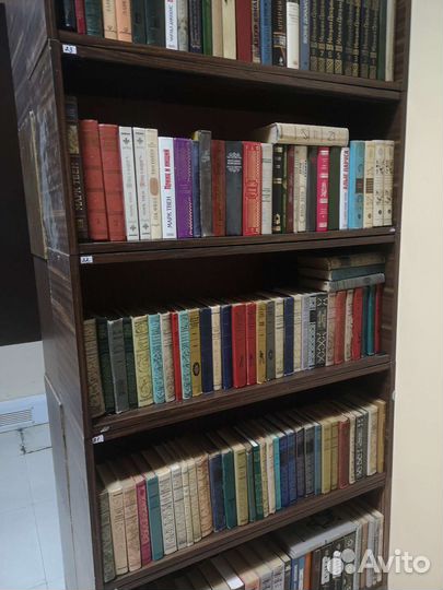 Книги около 7000 шт
