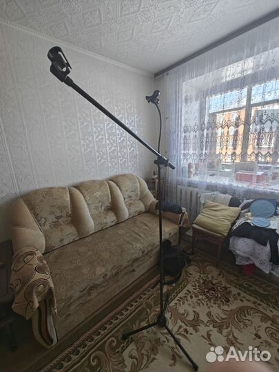 Микрофонная стойка