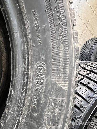 Michelin Latitude X-Ice North 215/60 R17