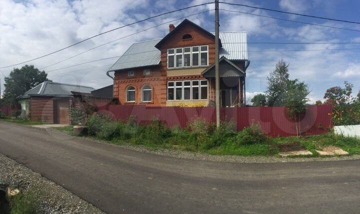 Дом 190 м² на участке 20 сот.