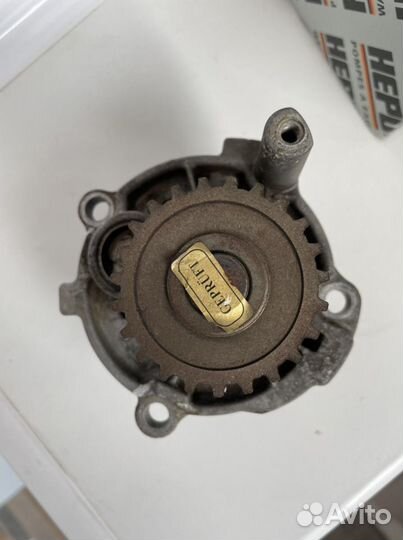 Водяная помпа hepu p572