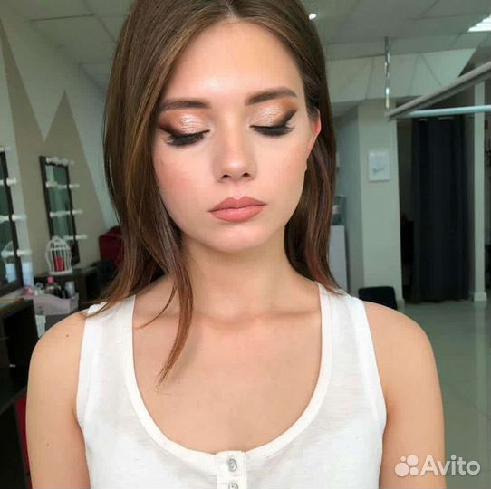 Коррекция бровей