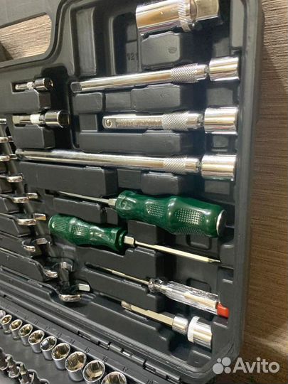Набор инструментов в подарок