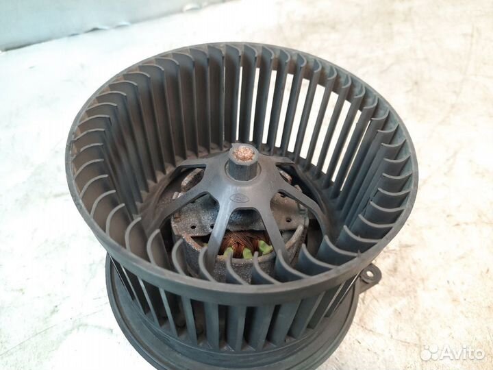 Ford Connect 02-13 моторчик отопителя печки