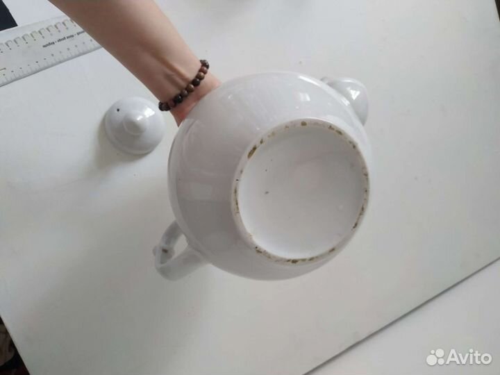 Фарфоровый чайник белый, 3 л