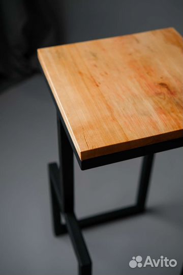 Барный стул лофт