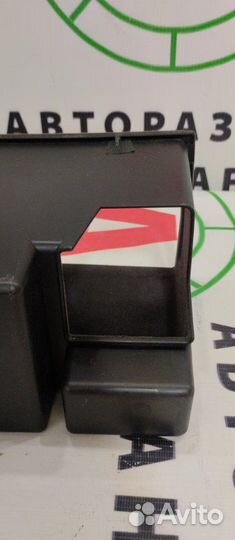 Бардачок Nissan Murano Z50 VQ35DE 2008