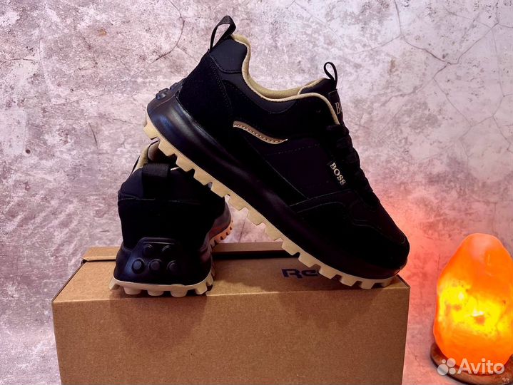 Кроссовки Boss надежные