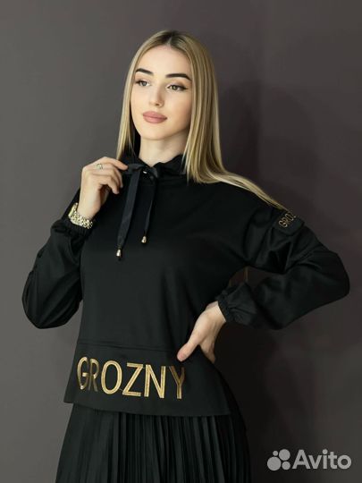 Костюм женский