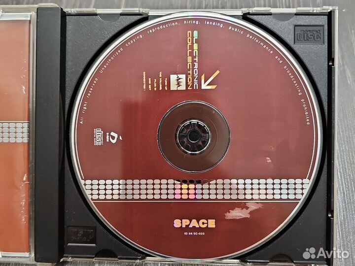 CD диск space