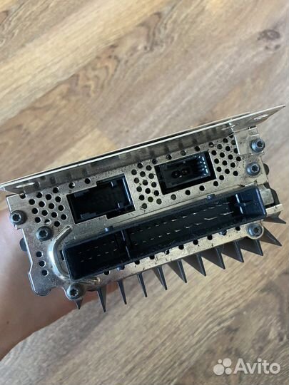 Усилитель акустической системы Audi A8 D3