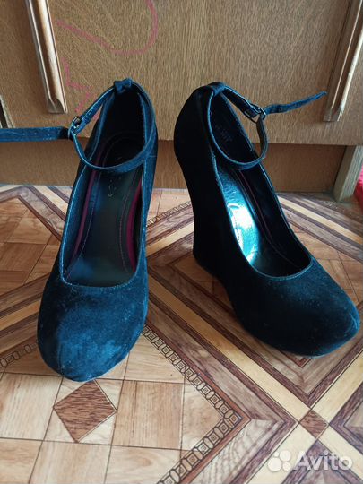 Туфли на танкетке 37 размер