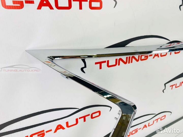 Молдинг решетки радиатора Lexus RX350 H2402