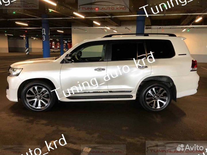 Молдинги дверей Toyota Land Cruiser 200 M2240