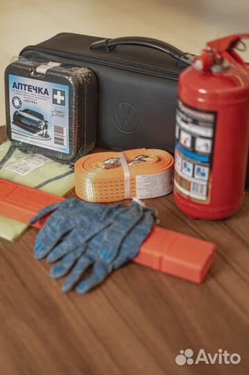 Набор автомобилиста Премиум VW, VWO073900A