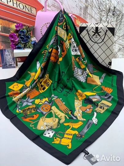 Платки Chanel Burberry