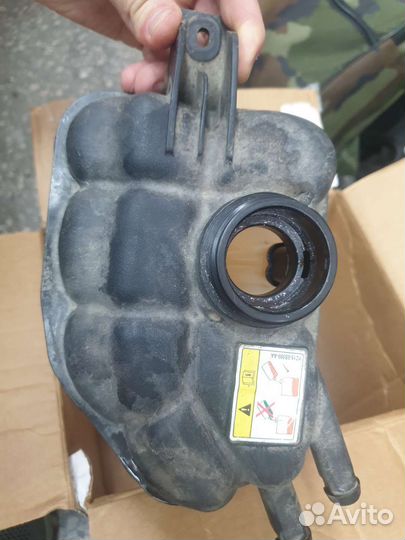 Бачок расширительный yc158b099aa