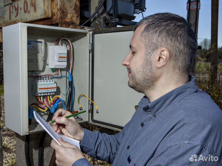 Штробление стен и потолка, проводка