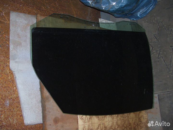 Форд фокус стекло