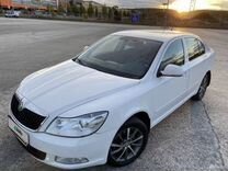 Skoda Octavia 1.8 AT, 2012, битый, 189 300 км, с пробегом, цена 500 000 руб.